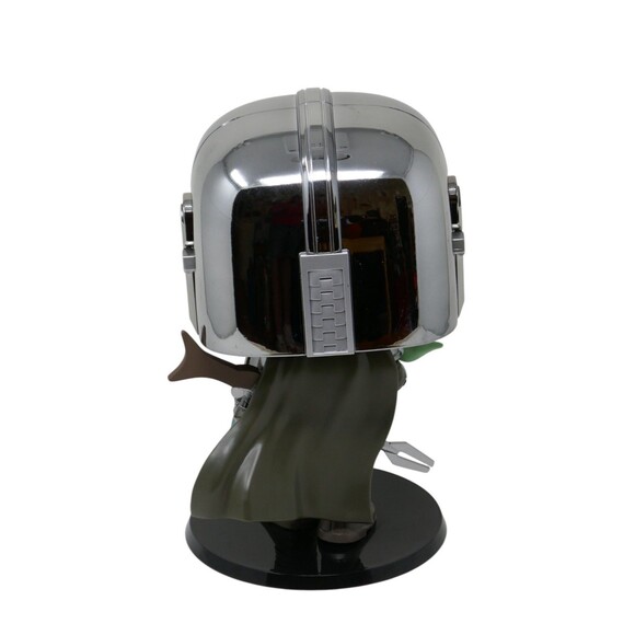 Funko Pop! Star Wars The Mandalorian (Chrome) & The Child Jumbo Size Bobblehead - Picture 6 of 11